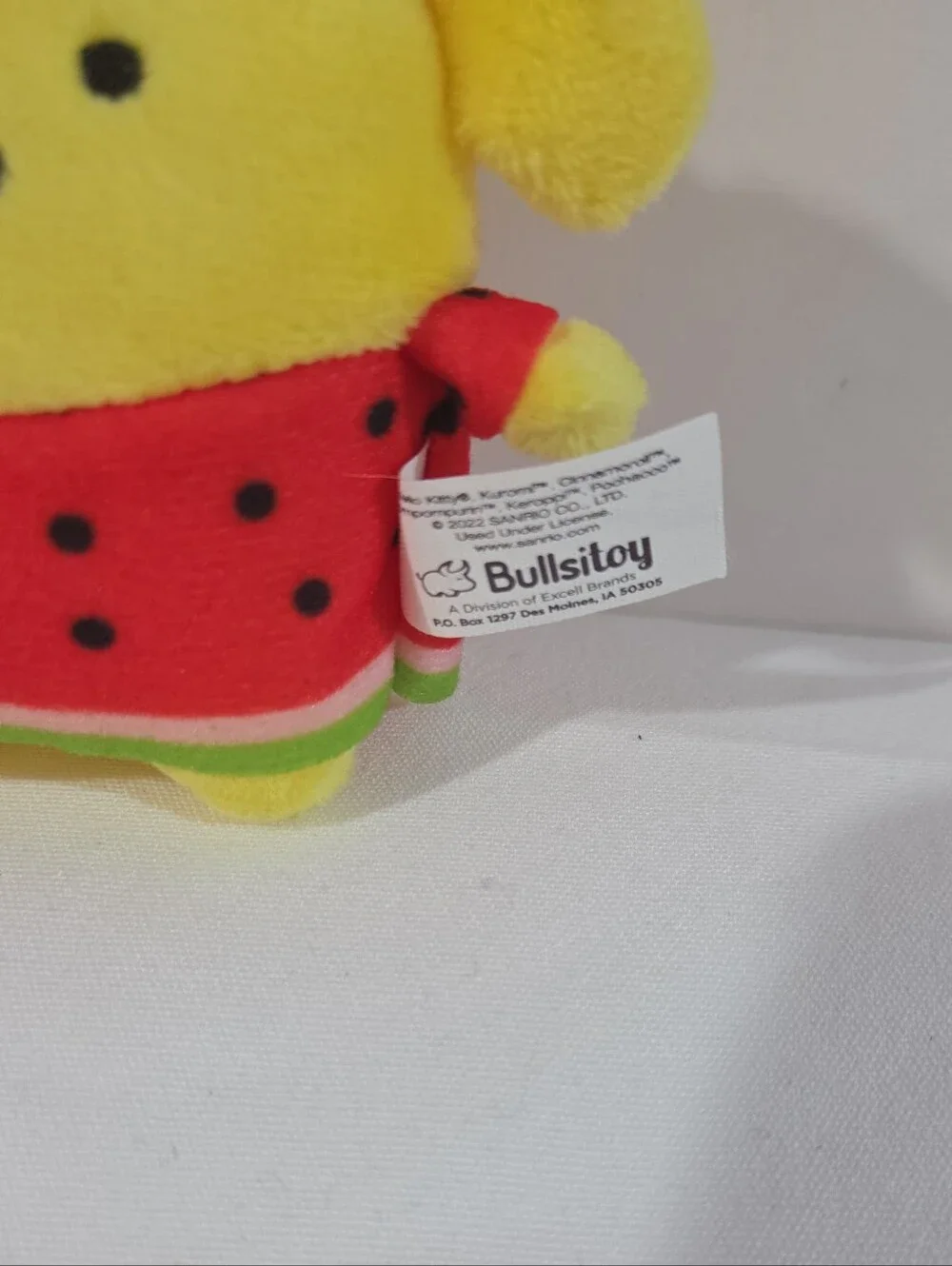 Pompompurin watermelon outfit plushie keychain